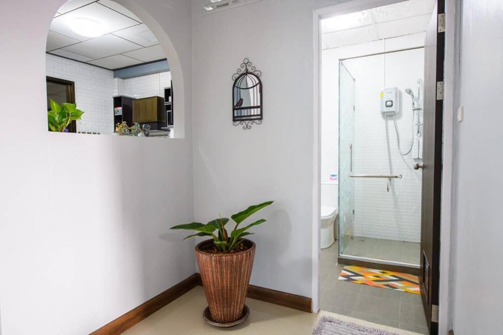 Bluebell House Hatyai - Cosy 3 Bedrooms For 10 Pax - 9 Mins Drive To Lee Grd Ban Kho Hong Buitenkant foto
