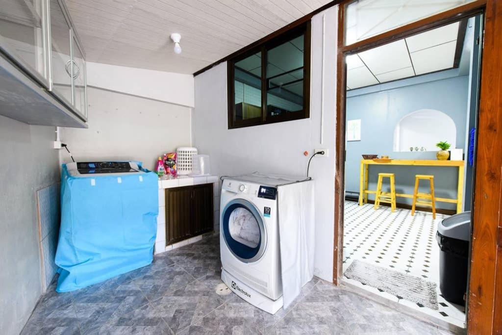 Bluebell House Hatyai - Cosy 3 Bedrooms For 10 Pax - 9 Mins Drive To Lee Grd Ban Kho Hong Buitenkant foto